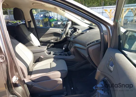 2017 Ford Escape Se z USA, uszkodzony, nr VIN 1FMCU0GD3HUE17056